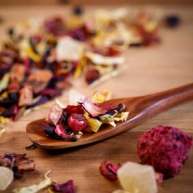 herbata owocowa kosz owoców